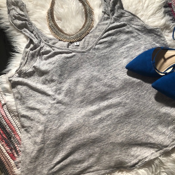 Express Heathered Grey Ruffle Tank - Picture 2 of 5